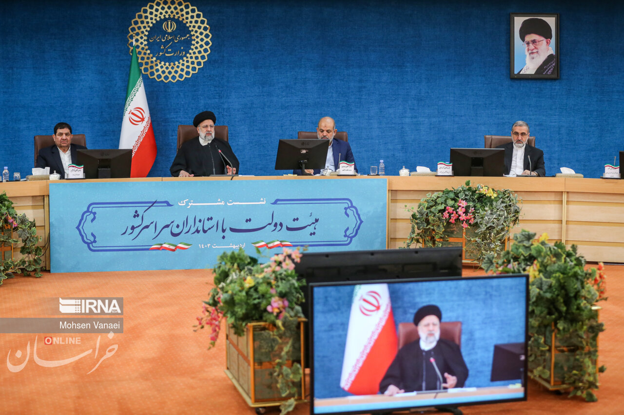 رئیس جمهور خطاب به استانداران: برای امیدآفرینی شبانه روز پای کار باشید