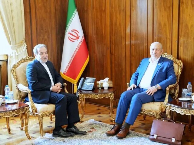 سرلشگر صفوی با برخی وزرای دولت چهاردهم دیدار کرد