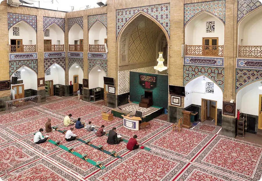 مدرسه پریزاد، اثر هنری و پایگاه دینی