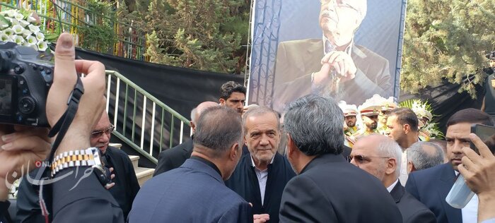 تشییع پیکر "ناصر قفلی" با حضور رییس جمهور