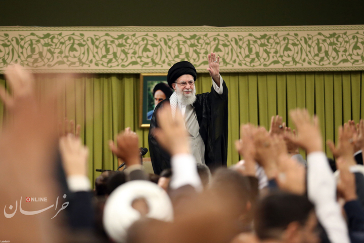 برگزاری مراسم بزرگداشت شهدای خدمت با حضور رهبر انقلاب
