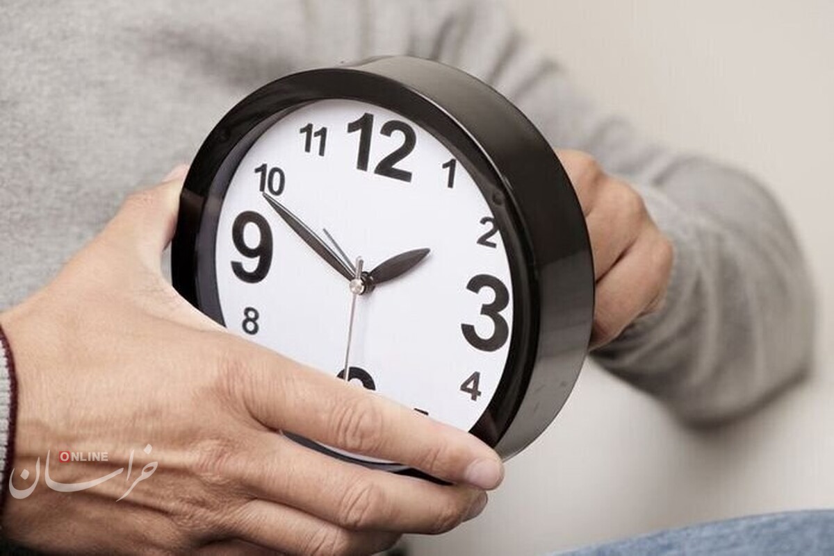 سیاست تغییر ساعت ادارات شکست خورده است/ ساعت صحن علنی مجلس تغییر نمیکند